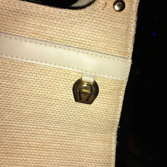 Vintage Rare Mini Estinne Aigner Woven Straw Purse with Leather Trim from the 80 - Picture 2 of 12